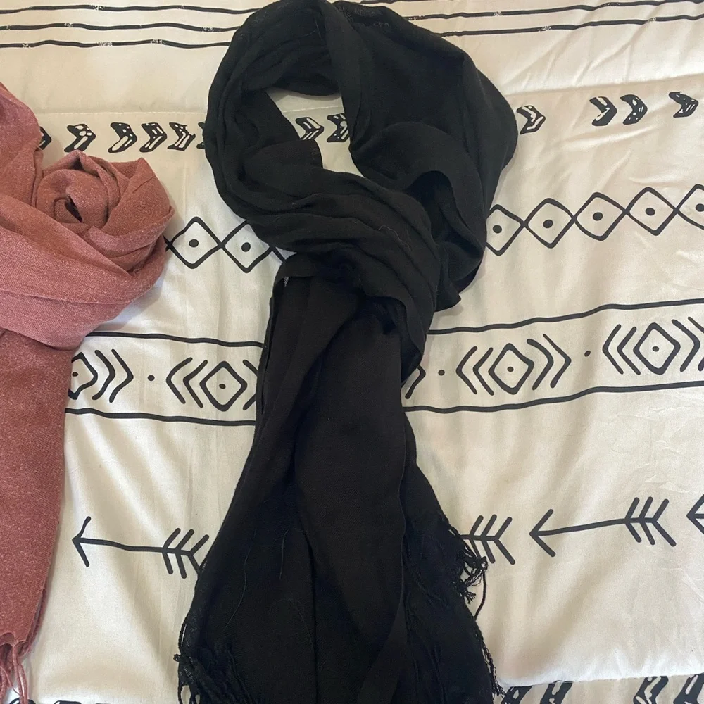 Scarves - Picture 2 of 4